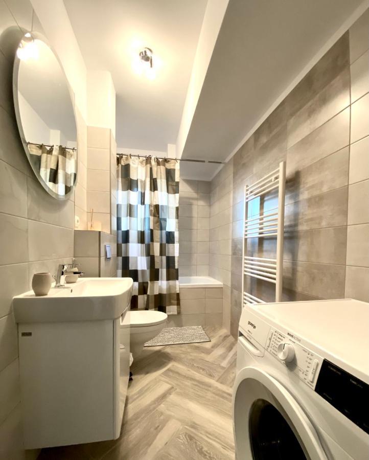 Moonrise Apartment Brasov Exterior photo